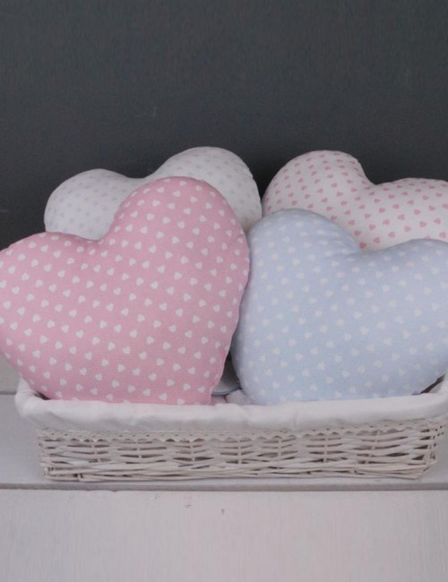 Cojín infantil corazón reversible varios colores 30*30 cms